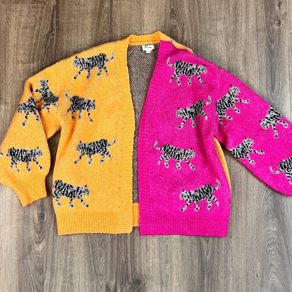 Bibi Cheetah Tiger Animal Cozy Bright Pink Orange Cardigan Sz S - Picture 4 of 11